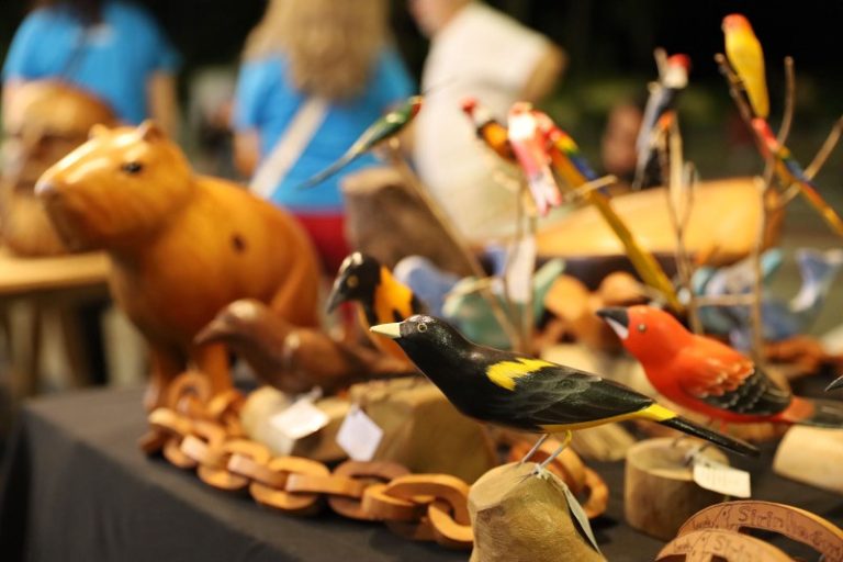 Feira de Artesanato do Recife acontece neste sábado (31) na orla de Boa Viagem