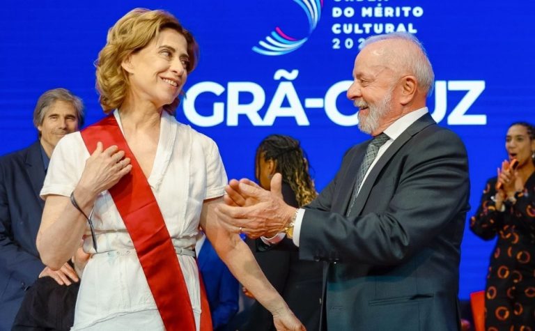 Fernanda Torres e Walter Salles recebem maior distinção da cultura brasileira