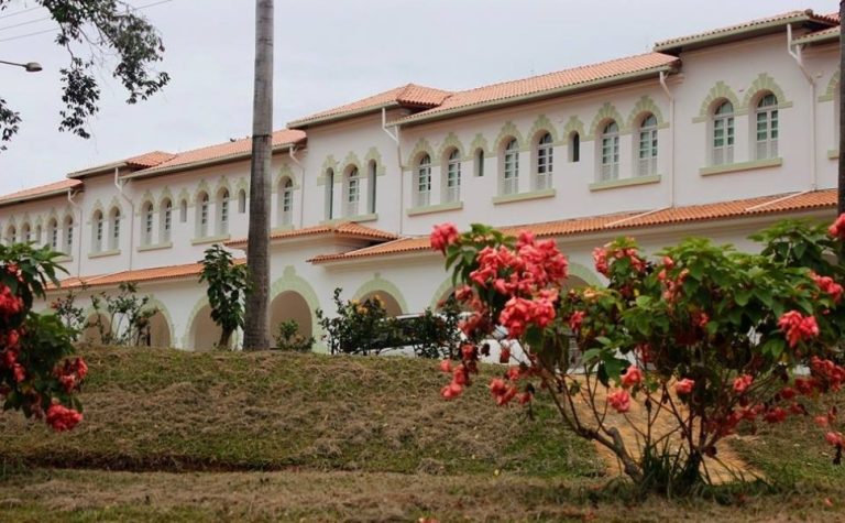 Ifes Campus Santa Teresa publica nota oficial sobre acidente que vitimou alunos