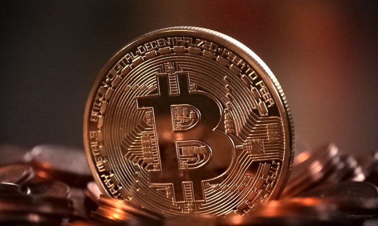 Investidor é preso por sequestrar e torturar homem por semanas para roubar bitcoins