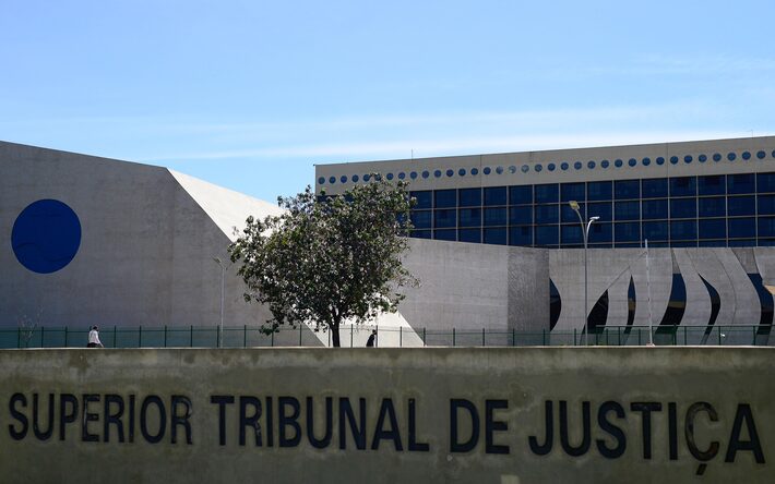 Justiça autoriza adoção de gênero neutro por pessoa que não se identifica como homem nem como mulher