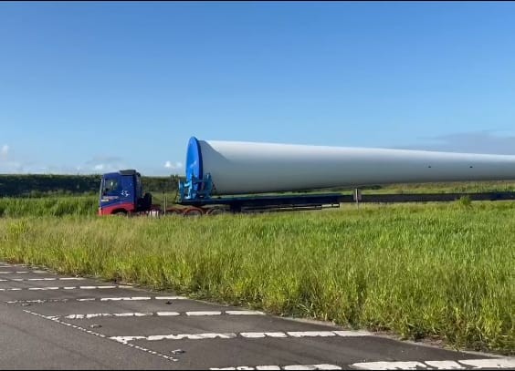 Mais uma interrupção na BR-101: desta vez para transporte de pás eólicas