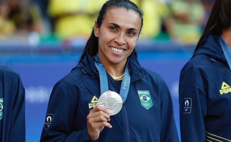 Marta é apontada como a melhor jogadora de futebol de todos os tempos; veja top-10