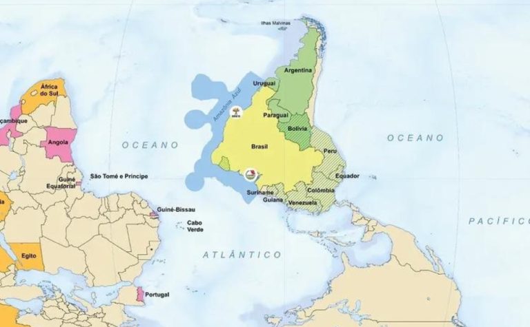 Mas, afinal: por que um mapa-múndi de cabeça para baixo e com o Brasil ao centro?