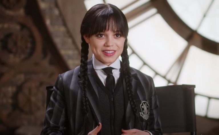 Netflix divulga vídeo inédito de bastidores da segunda temporada de ‘Wandinha’