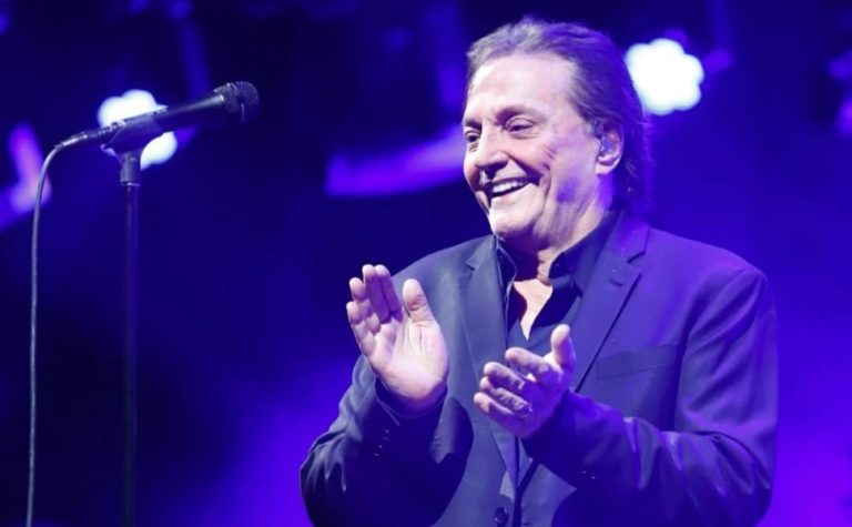 Noite romântica com hits de Fábio Jr. em Vitória