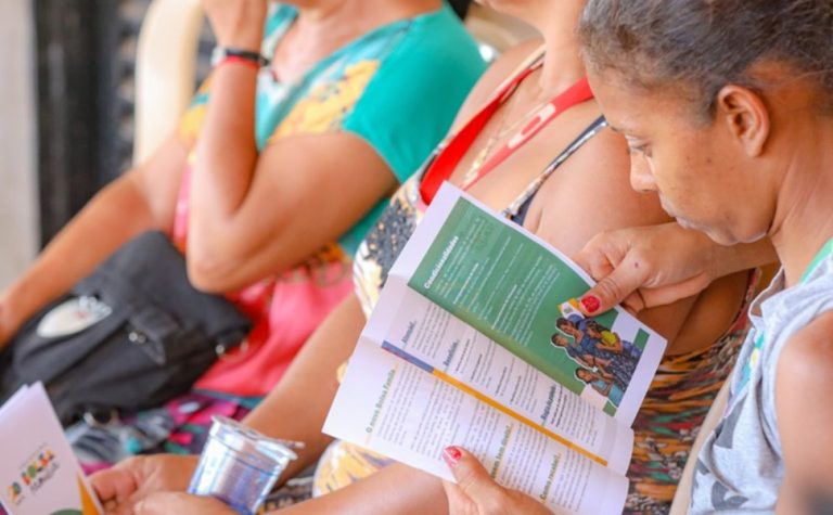 O que é o benefício de transição do Bolsa Família, que deixará de ser pago?