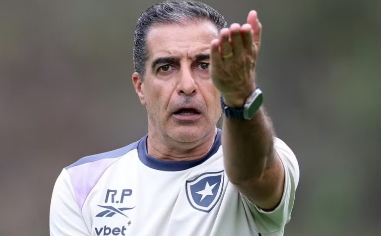 Paiva quer Botafogo campeão mundial e promete ‘bofetada’ em dupla do PSG