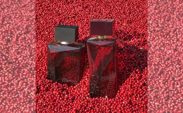 Pimenta-rosa do Espírito Santo é usada na fabricação de perfumes famosos