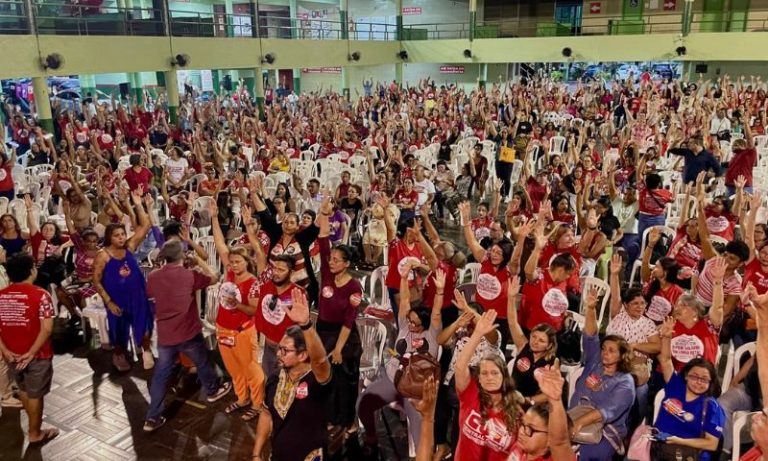 Professores do Recife fazem nova assembleia nesta quinta para avaliar negociação