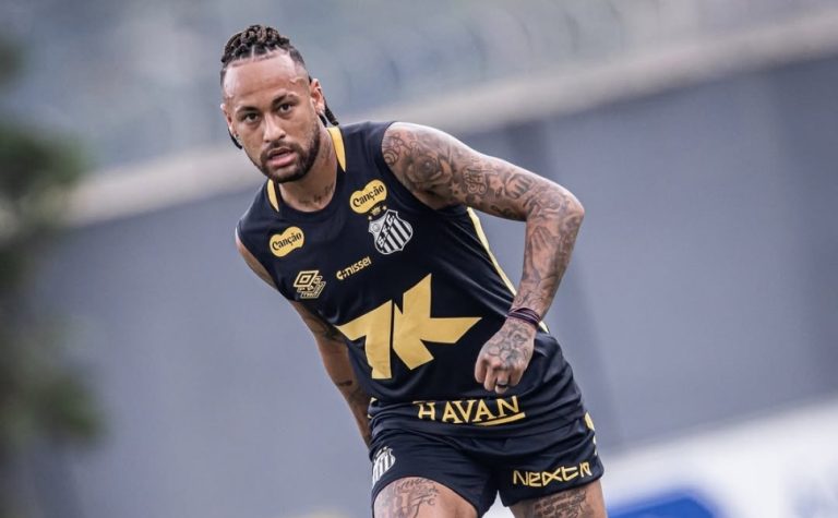 Santos tem conversas com Neymar para renovar até a Copa de 2026; veja detalhes