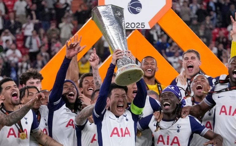 Tottenham encerra jejum de 17 anos e é campeão da Liga Europa