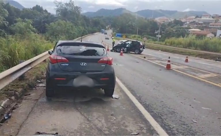 VÍDEO | Acidente deixa dois mortos e interdita trânsito na BR-101 em João Neiva