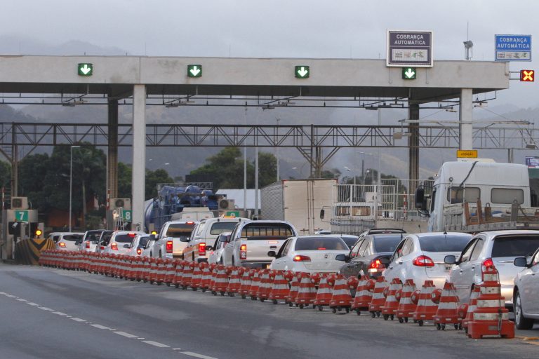 ANTT aprova reajuste de 5,32% nas tarifas de pedágio da BR-101 no RJ