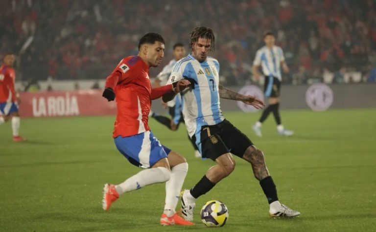 Argentina vence com volta de Messi e deixa Chile praticamente fora da Copa do Mundo