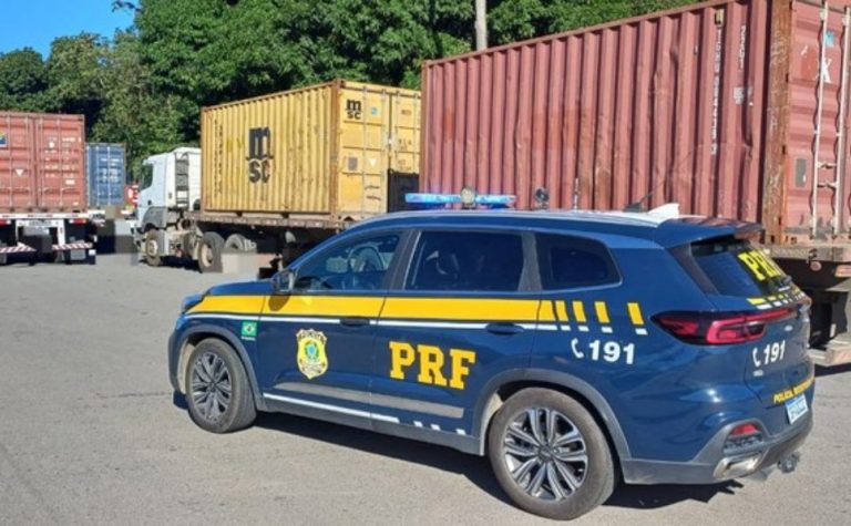 Caminhão é flagrado com mais de 41 toneladas de excesso de peso em Guarapari