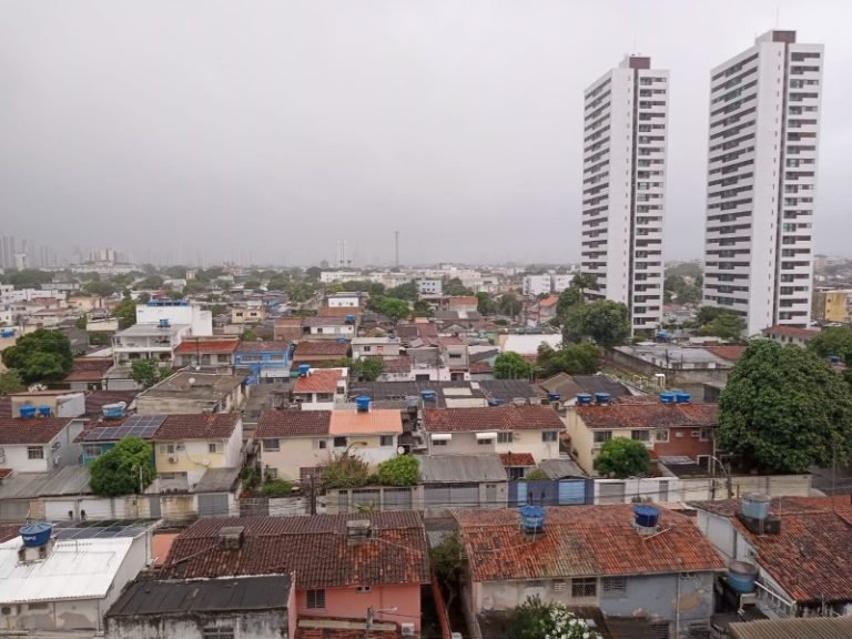 Recife entra em estágio de mobilização por conta das chuvas desta quinta-feira (19)