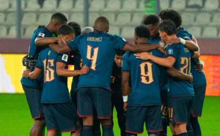 Equador empata em Lima, garante vaga na Copa e praticamente elimina o Peru
