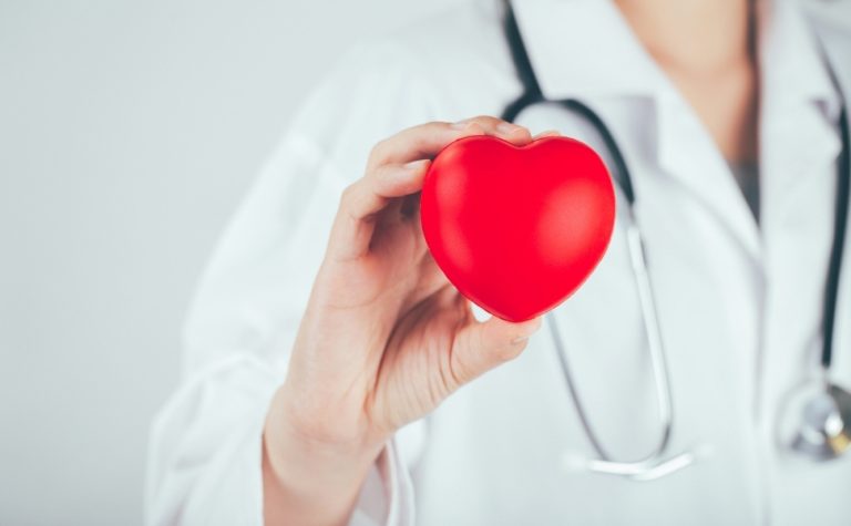 Governo inaugura novos serviços de saúde vascular e oftalmológica no Sul do ES