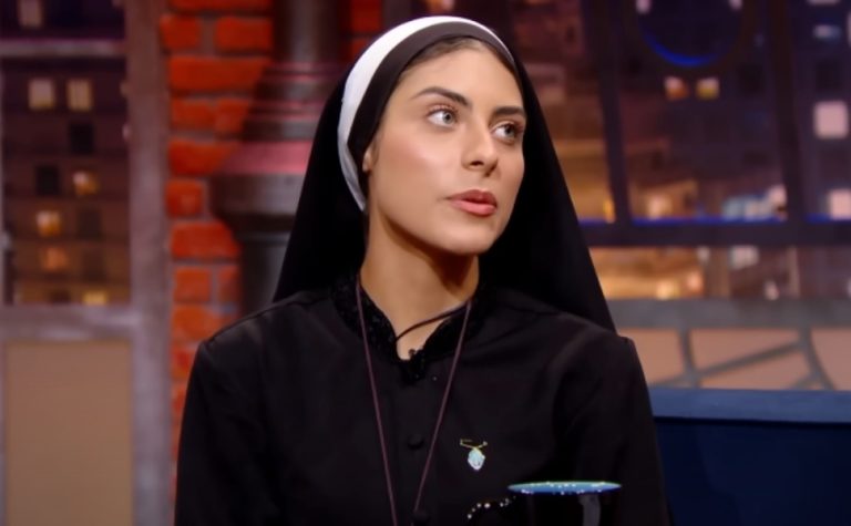 ‘Jesus merece esposa bonita’: conheça freira que viralizou nas redes sociais