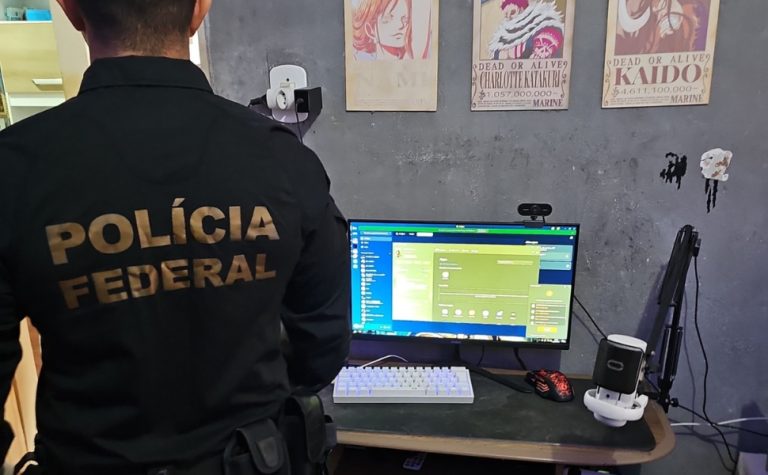 Jovem é preso no ES suspeito de armazenar imagens de abuso sexual infantil