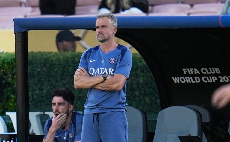 Luis Enrique elogia Botafogo: ‘Quem melhor marcou o PSG na temporada’