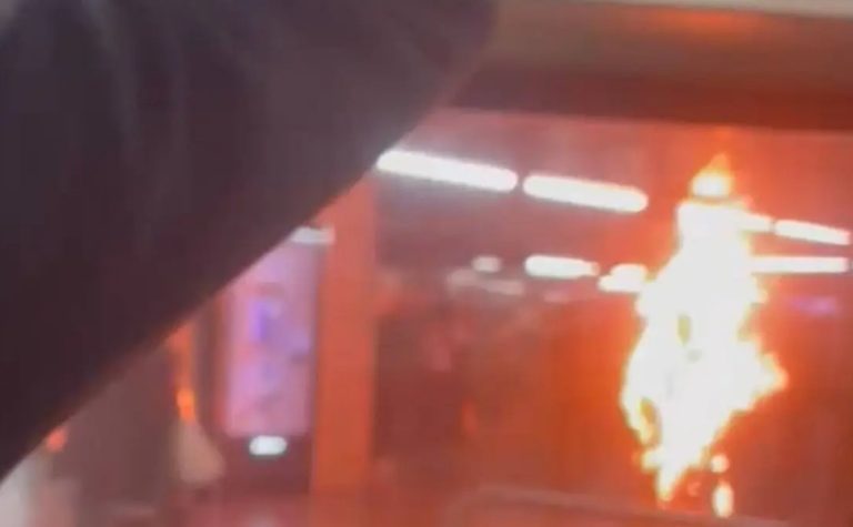 Morre idoso que ateou fogo ao próprio corpo no Metrô de SP