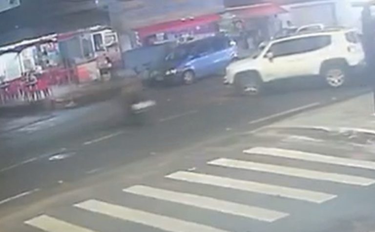 Motociclista sem habilitação morre após acidente em Guarapari; veja vídeo