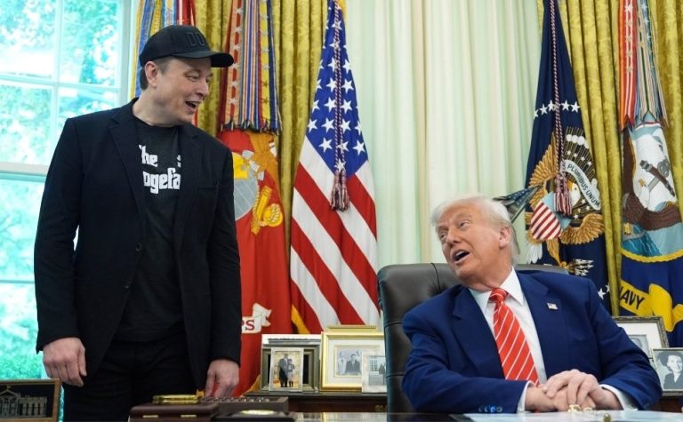 Musk diz que se arrepende de algumas postagens que fez sobre Trump