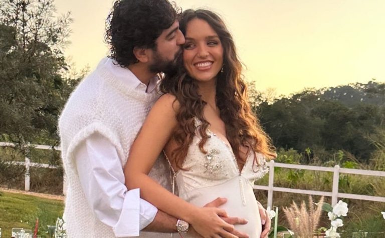 Nattanzinho e Rafa Kalimann descobrem sexo do bebê e revelam nome