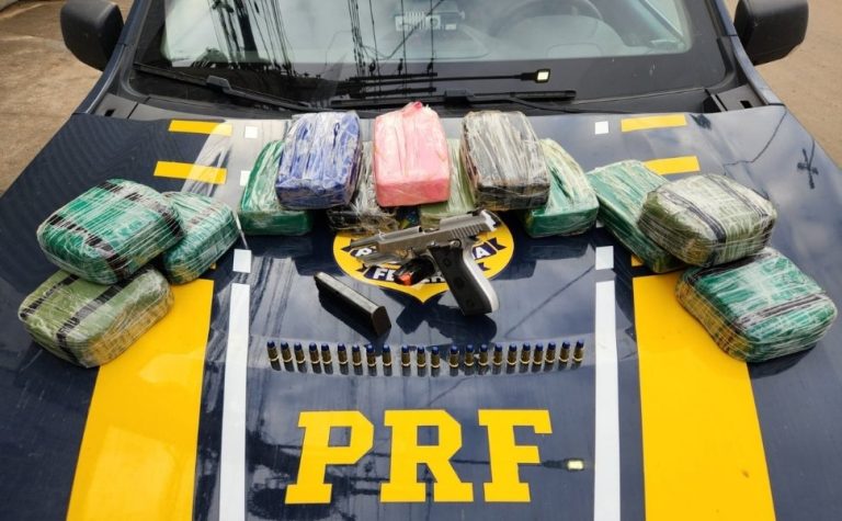 PRF apreende óxi, arma de fogo e munições durante operação em Cariacica