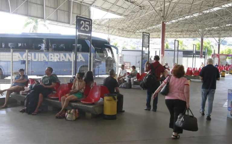 Rodoviária de Vitória vai aceitar Pix para pagamento de serviços