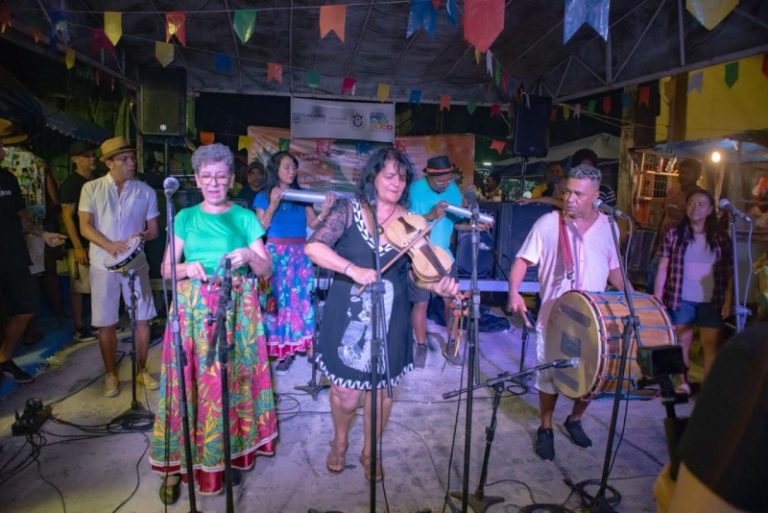 Sambada de Dona Glorinha do Coco movimenta Olinda nesta sexta-feira (27)