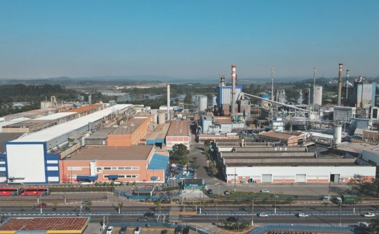 Suzano anuncia compra de empresa americana. Veja como será a produção