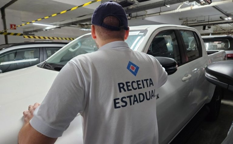 Veículos novos no valor de R$ 10 milhões são apreendidos por irregularidades no ES