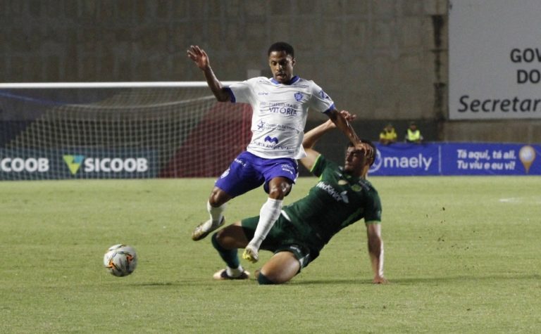 Porto vira e liderança será decidida na última rodada