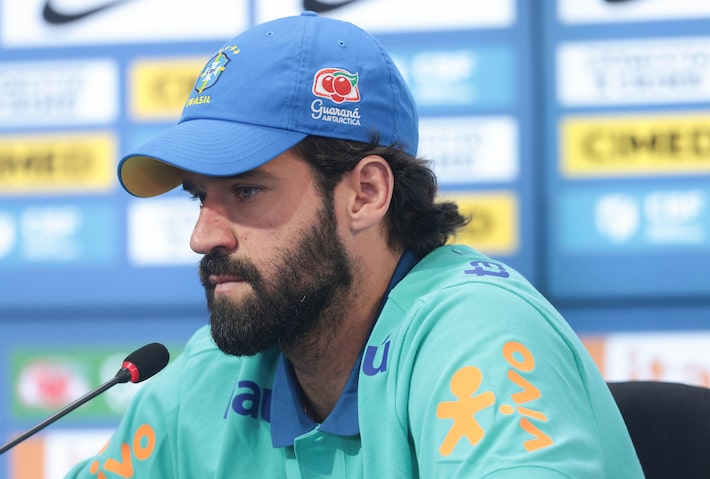 Alisson desfalca pré-temporada do Liverpool na Ásia sob alegação de ‘problemas pessoais’