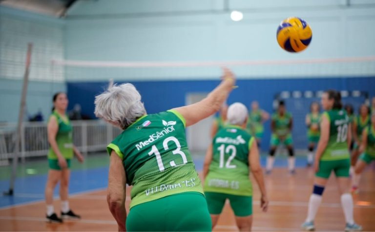 Atletas capixabas disputam torneio internacional de vôlei adaptado