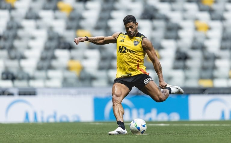 Atlético-MG tenta superar crise e avançar de fase na Sul-Americana