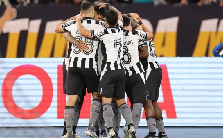 Botafogo vence e abre vantagem contra Red Bull Bragantino na Copa do Brasil