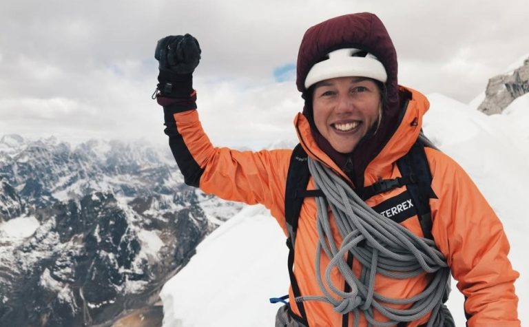 Campeã olímpica e mundial morre aos 31 anos após acidente em montanha