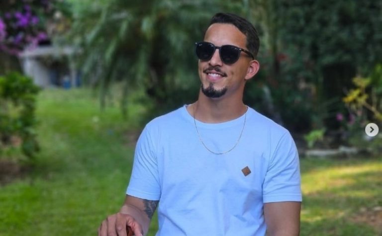Cantor sofre acidente após colidir em vaca no Sul do ES