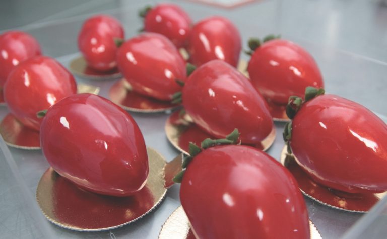 “Caramelo do morango do amor pode causar fraturas em dentes”, alerta CRO-ES