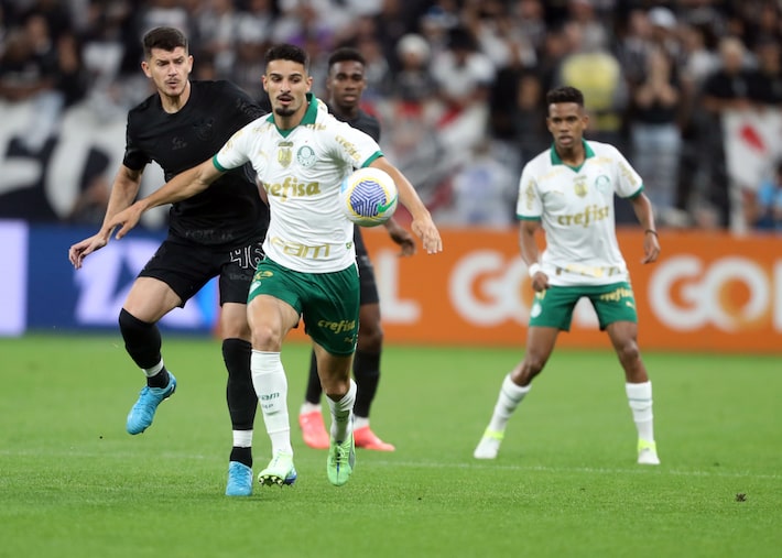 Corinthians confia em trio de estrelas e Palmeiras busca derrubar tabu na casa do rival