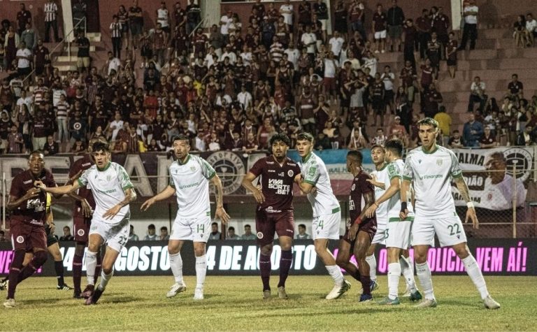 Desportiva perde para o Banfield, na estreia da Vitória Cup