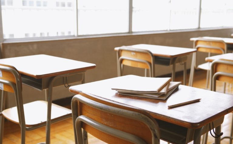 ES: rematrícula para alunos da EJA começa nesta terça-feira