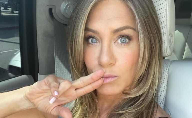 ‘Estou Feliz Que Minha Mãe Morreu’ ganhará série com Jennifer Aniston