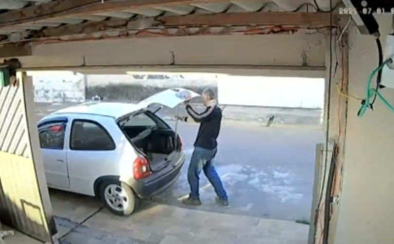 Família tem casa invadida e é feita refém durante assalto em Viana