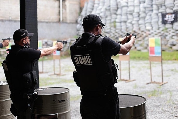 Guardas Municipais de Olinda recebem autorização para portar armas de fogo