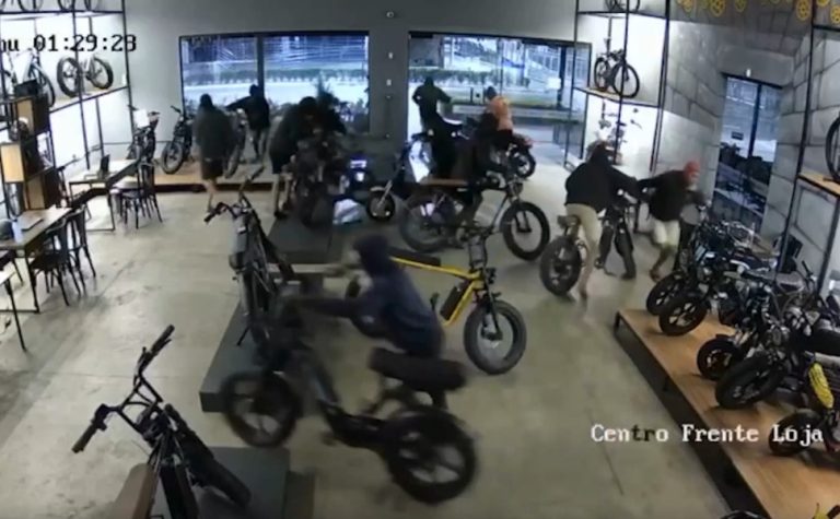 Invasão e roubo em loja de bicicletas elétricas não foi o único caso no ES